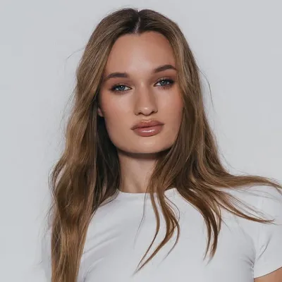 Diana Gloster💫 profile