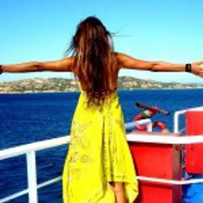 Cristina Correa Freile profile