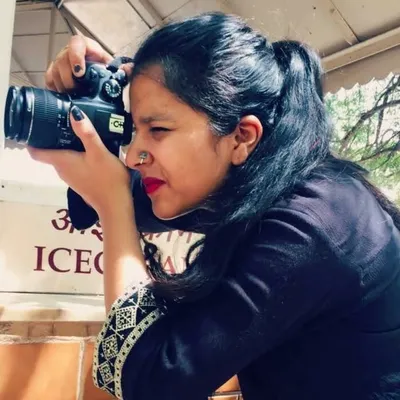 Deeksha Bansal | Photography and Marketing profile