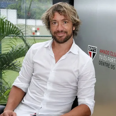 Diego Lugano profile
