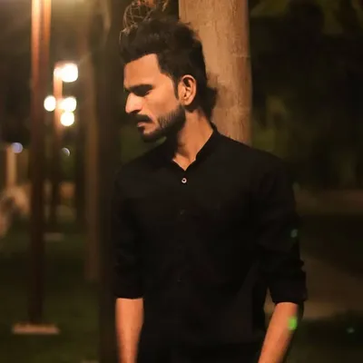 dig_solanki_ profile