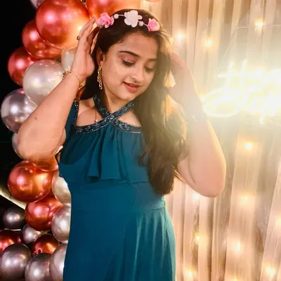 𝓢𝔀𝓪𝓹𝓷𝓪𝓪𝓪𝓪 (స్వప్న)✨ profile