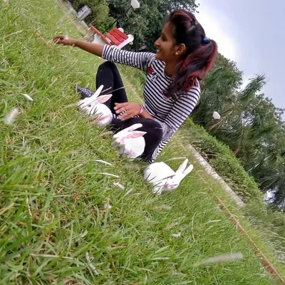 diksha pandey profile
