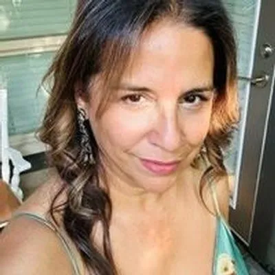 Dilshad Pastakia profile