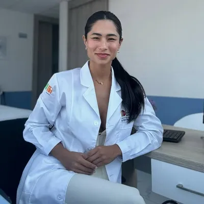 China Muñoz | Nutricionista & Wellness Coach profile