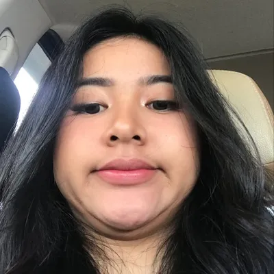 Adinda R A Azani profile