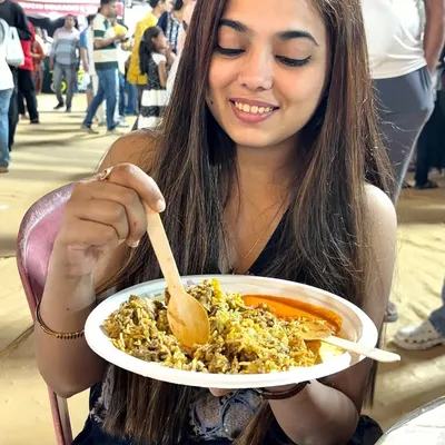 Dine Out with Shrutika | Thane Food & Lifestyle profile