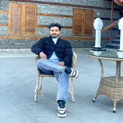 Dinesh profile