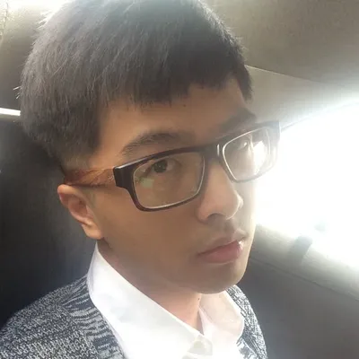 薛弘偉
