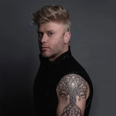 Dion Todd profile