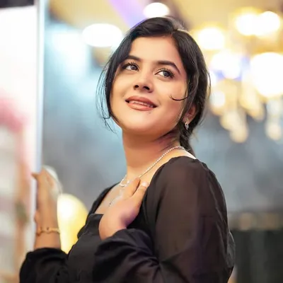 Dipanwita paul| Bridal Makeup Artist | kolkata profile