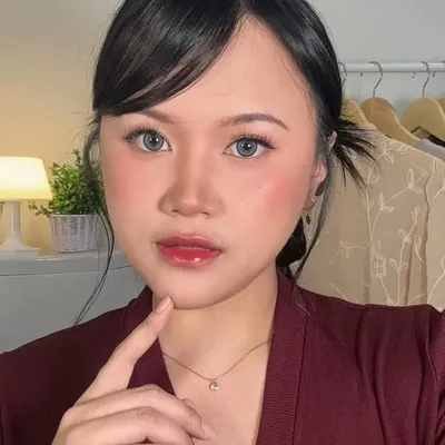 Dira Arimbi profile