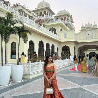 Disha Ajmera profile