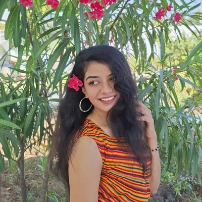 Divya Rakholiya profile