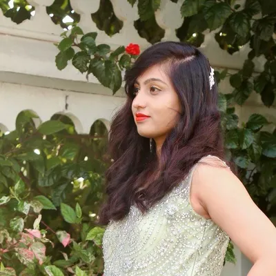 Divya Sharma profile
