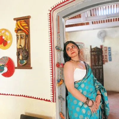 Nidhi dwivedi profile