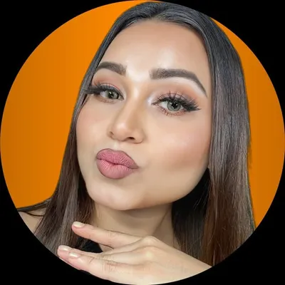 Viina Makeup Artist profile