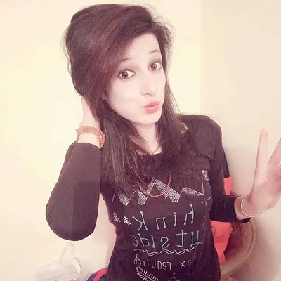 divya profile