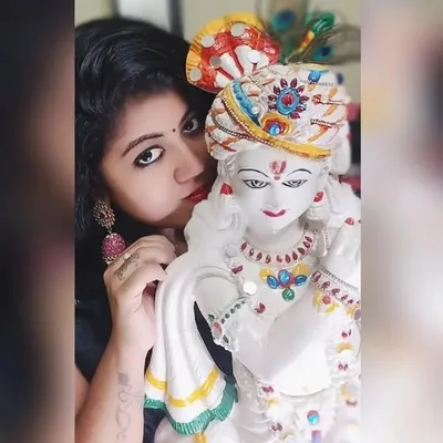 Divya Bharathi profile