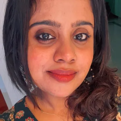 Divya Unni ๐บ profile