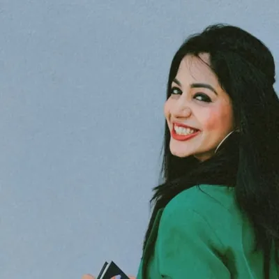 Divya Khanna-The English Genie | Transformation Coach profile