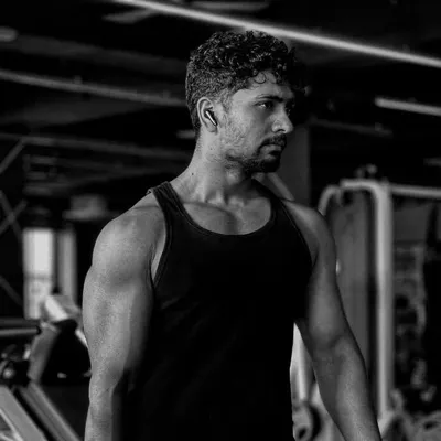 Divyamaan Mishraa profile