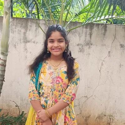 Divyanshi profile