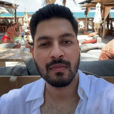 Divyansh profile
