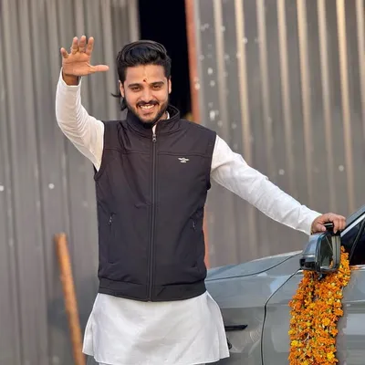 Divyanshyadav profile