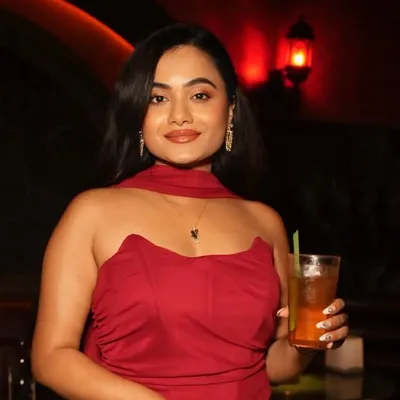 Divya Sen profile