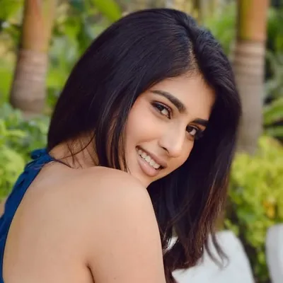 Divya Suresh profile