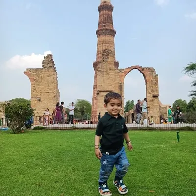 divyesh bhardwaj profile