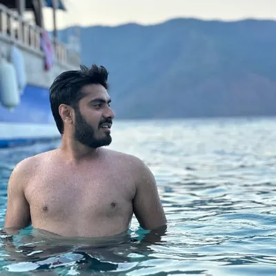 Dipesh profile