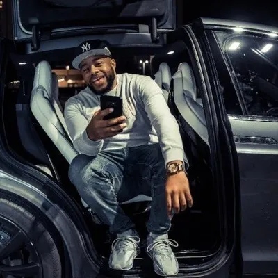 DJ E Dubble #DubbleOrNothing profile