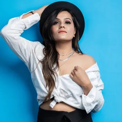 Pooja Khandelwal profile
