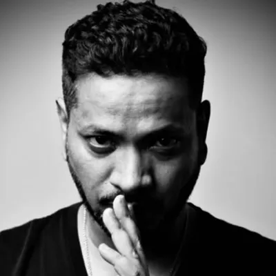 Dj Lloyd profile