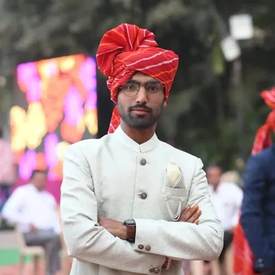 Ravi Prajapat profile