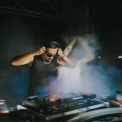 Dj Takshil profile
