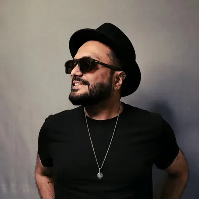 Vinit Dave profile