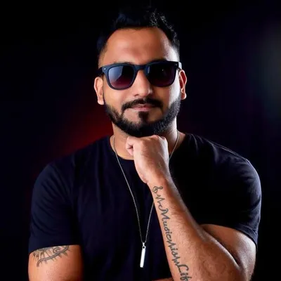 Vivian Dsouza profile