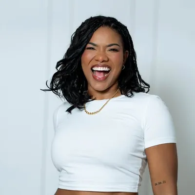 Denisse Angulo profile