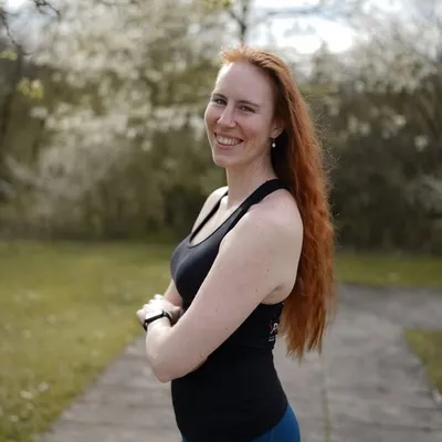 Nadine | Food-& Fitnessblog | Yoga profile