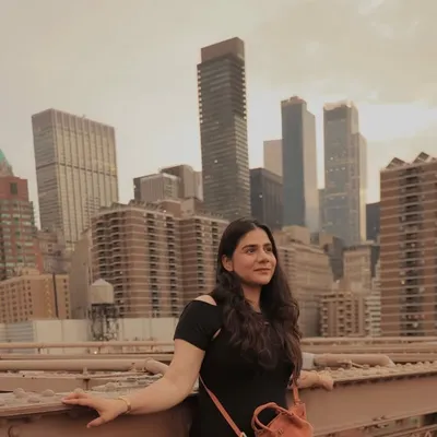 Dr. komal Maghnani profile