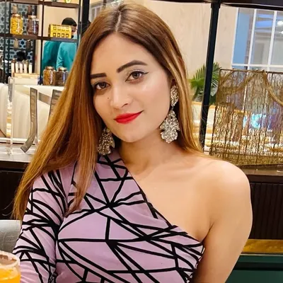 DR YASHASHREE  THANEKAR KHOT