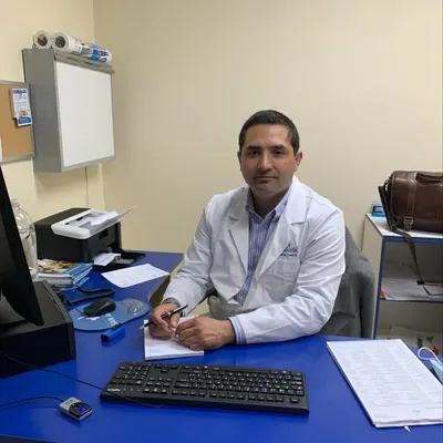 Dr Rodrigo Lynch - Cirugía Bariátrica profile