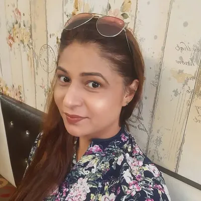 Dolly Singh profile