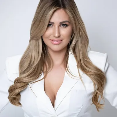 Nadine Domani profile
