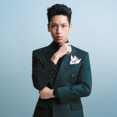 Dominic Ng profile