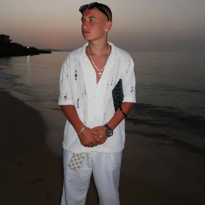 Dominik Zrw profile