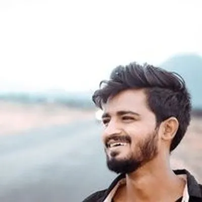 Mahidhar Reddy™ 🔵 profile